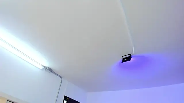 Amy Kiitty  online show from September 10, 2025, 12:26 pm