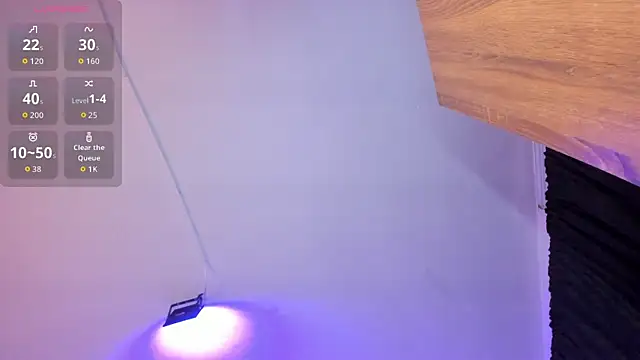 Amy Kiitty  online show from September 30, 2025, 12:33 pm