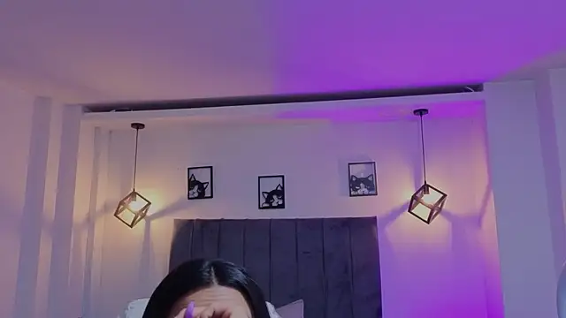 Amy Kiitty  online show from July 4, 2026, 1:59 pm