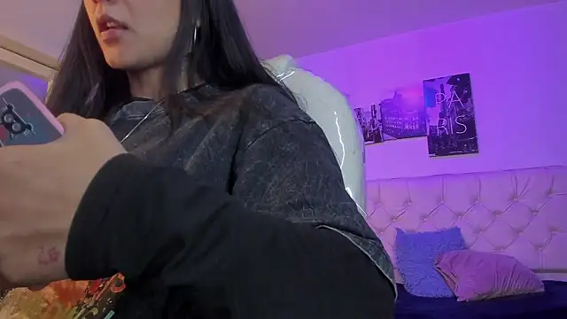 Amy Kiitty  online show from February 28, 2026, 1:11 pm