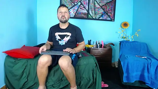 Iivana 19 online show from November 9, 2025, 4:44 pm