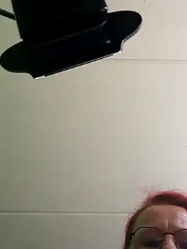 modenq online show from September 9, 2025, 7:40 am