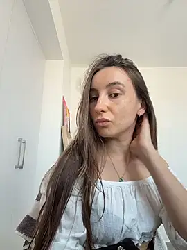 viviandaimond1 online show from July 21, 2026, 9:54 am
