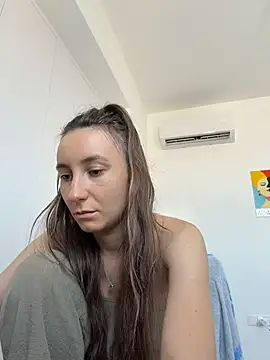 viviandaimond1 online show from July 9, 2026, 9:21 am