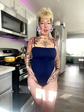 GoldieBakeman online show from January 14, 2026, 6:00 pm