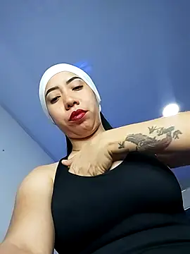 Sweet hot mia online show from November 18, 2025, 1:25 pm