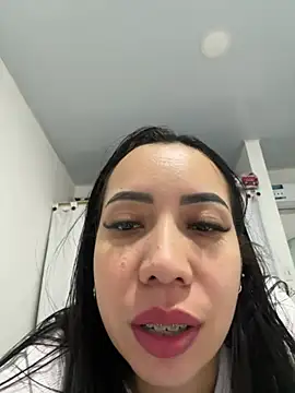 Sweet hot mia online show from August 6, 2026, 2:12 pm