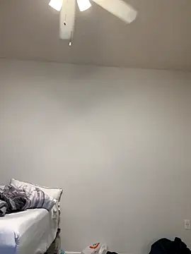 B and K online show from December 3, 2024, 4:10 am