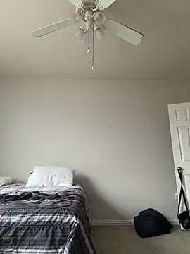 B and K online show from December 6, 2024, 6:00 pm