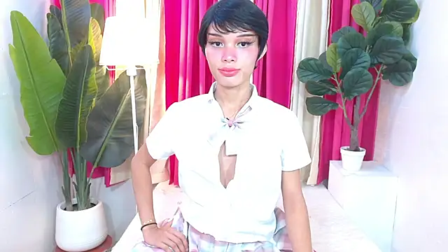 Snapshot of Notaestheticallykylinee chatting on June 29, 2026, 2:29 am Notaestheticallykylinee online show from June 29, 2026, 2:29 am