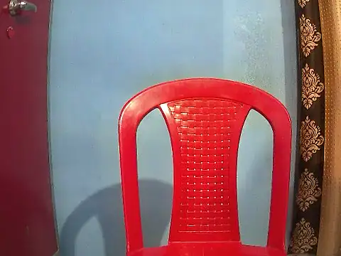 Snapshot of naina-80 chatting on February 6, 2026, 8:10 am naina-80 online show from February 6, 2026, 8:10 am