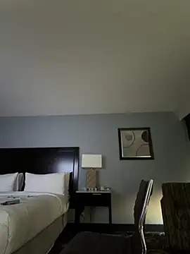 Youcunn online show from November 15, 2025, 2:43 pm