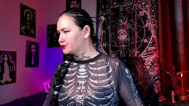 Emmybrightj  online show from May 22, 2026, 2:53 am