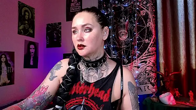 Emmybrightj  online show from May 25, 2026, 2:00 am