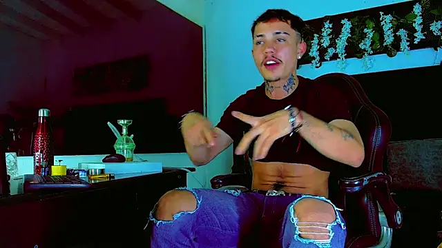 Snapshot of HannibalLester chatting on March 8, 2026, 5:27 pm HannibalLester online show from March 8, 2026, 5:27 pm