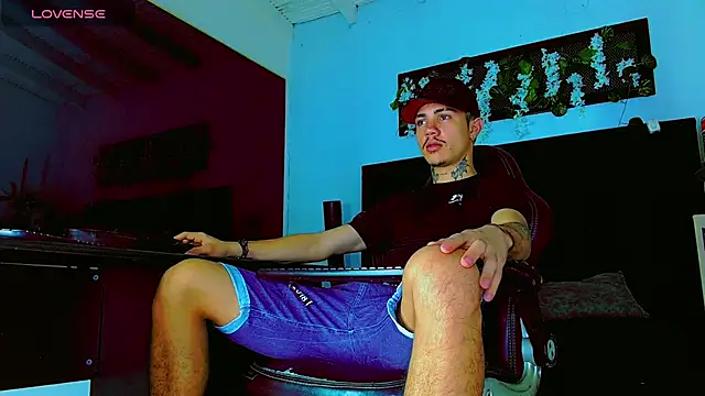 Snapshot of HannibalLester chatting on March 1, 2026, 4:34 am HannibalLester online show from March 1, 2026, 4:34 am