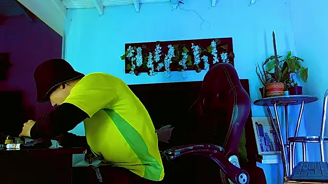 Snapshot of HannibalLester chatting on February 25, 2026, 3:29 am HannibalLester online show from February 25, 2026, 3:29 am