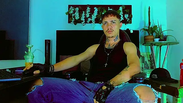 Snapshot of HannibalLester chatting on March 5, 2026, 5:26 am HannibalLester online show from March 5, 2026, 5:26 am