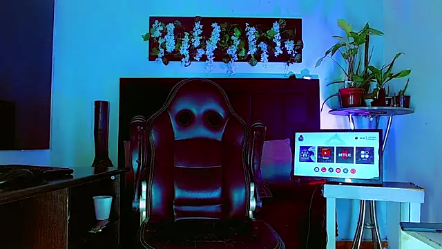 Snapshot of HannibalLester chatting on March 3, 2026, 3:57 am HannibalLester online show from March 3, 2026, 3:57 am