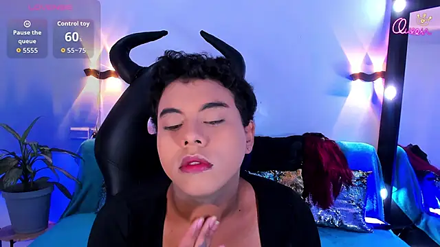 Snapshot of Emili_Roux chatting on July 26, 2026, 11:17 am Emili Roux online show from July 26, 2026, 11:17 am
