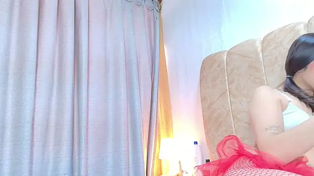 dafne queenn online show from February 11, 2026, 1:33 pm