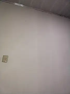 Naiara Sex  online show from December 15, 2025, 11:31 pm