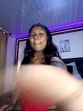 AnnieScott  online show from February 3, 2026, 7:19 pm