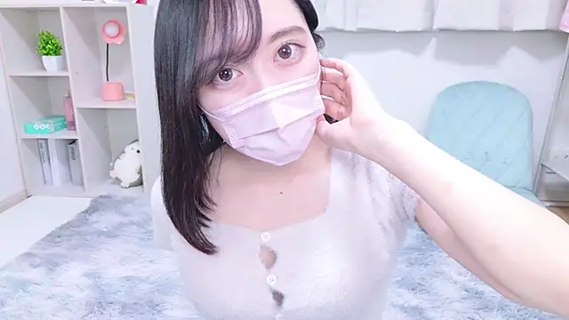 Yurie  online show from February 1, 2025, 11:10 am