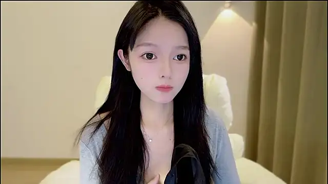 xiaodaibabyy online show from October 26, 2025, 7:20 am