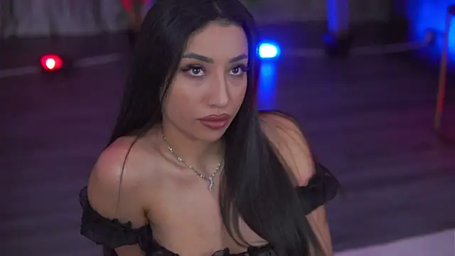 GinaValentinna online show from September 15, 2025, 7:36 pm