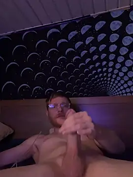 luv2cum7491 online show from December 23, 2024, 3:40 am