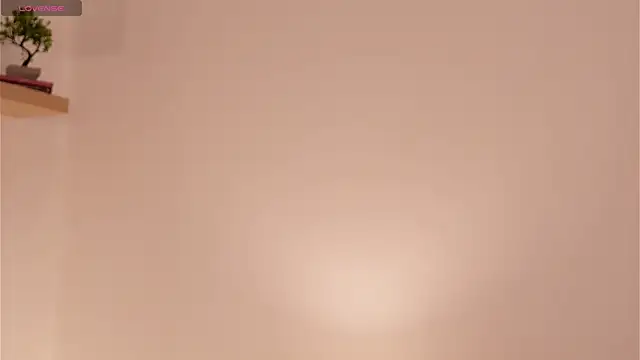 Snapshot of FlirtyFawn chatting on July 14, 2026, 7:09 pm FlirtyFawn online show from July 14, 2026, 7:09 pm