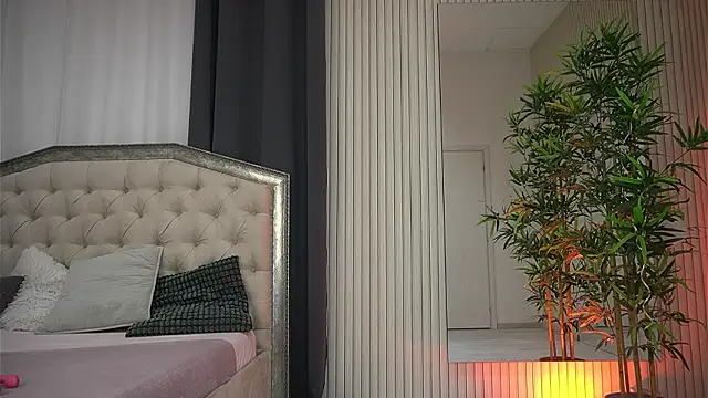 Snapshot of KatelynSparks chatting on February 20, 2026, 6:59 am KatelynSparks online show from February 20, 2026, 6:59 am