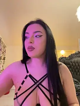 KeiraDark online show from April 30, 2026, 4:30 am