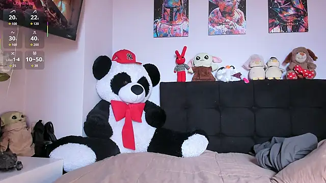 Carlasxdreams online show from May 3, 2026, 7:28 pm