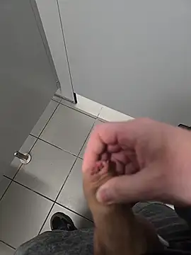 Ibag01 online show from November 17, 2025, 3:38 pm