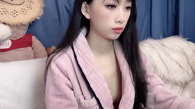 Lili-2 online show from February 28, 2026, 3:55 pm