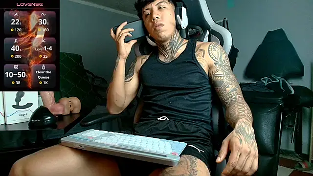 Nickhot0609 online show from September 23, 2025, 12:17 am