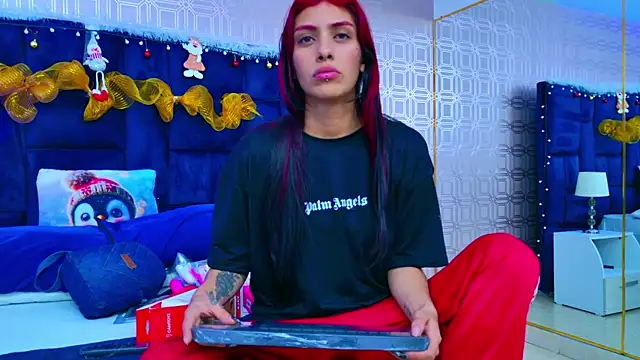 Derieri D online show from December 15, 2025, 3:23 am