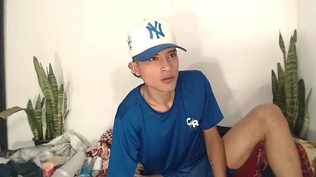 Edward Milleer online show from October 6, 2025, 1:51 am