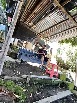 Jestebanano online show from May 9, 2026, 2:31 pm