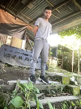 Jestebanano online show from March 20, 2026, 1:56 pm