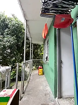 Jestebanano online show from June 4, 2026, 12:54 pm