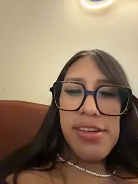 Snapshot of AleFantasy0001 chatting on March 31, 2026, 5:20 am AleFantasy0001 online show from March 31, 2026, 5:20 am