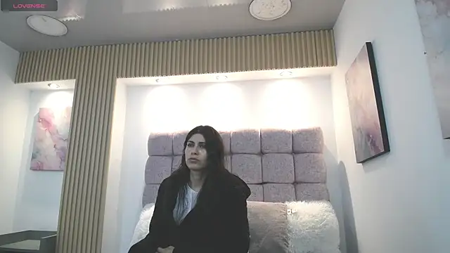 Snapshot of Melodi_Roux chatting on July 2, 2026, 12:55 pm Melodi Roux online show from July 2, 2026, 12:55 pm