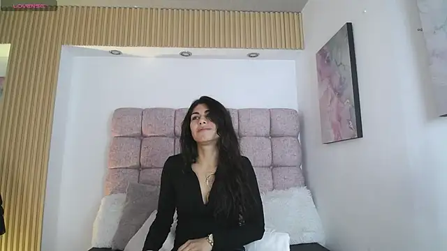 Snapshot of Melodi_Roux chatting on July 26, 2026, 12:56 pm Melodi Roux online show from July 26, 2026, 12:56 pm