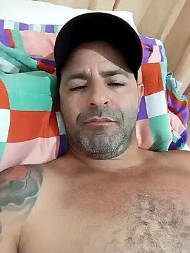 Snapshot of Marciogrei chatting on February 2, 2025, 3:17 pm Marciogrei online show from February 2, 2025, 3:17 pm