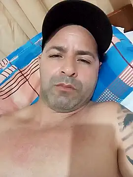 Snapshot of Marciogrei chatting on December 14, 2024, 8:40 pm Marciogrei online show from December 14, 2024, 8:40 pm