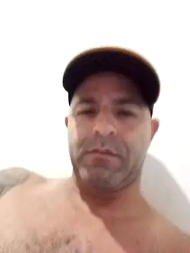 Snapshot of Marciogrei chatting on March 17, 2025, 11:02 pm Marciogrei online show from March 17, 2025, 11:02 pm