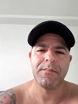 Snapshot of Marciogrei chatting on October 3, 2025, 9:16 pm Marciogrei online show from October 3, 2025, 9:16 pm